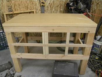 Click image for larger version. 

Name:	lathe bench small.jpg 
Views:	12 
Size:	87.0 KB 
ID:	678