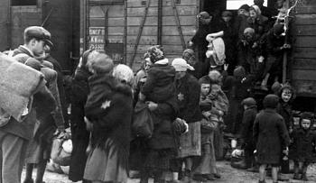 Click image for larger version. 

Name:	holocaust-train-2-665x385.jpg 
Views:	2 
Size:	61.4 KB 
ID:	12222